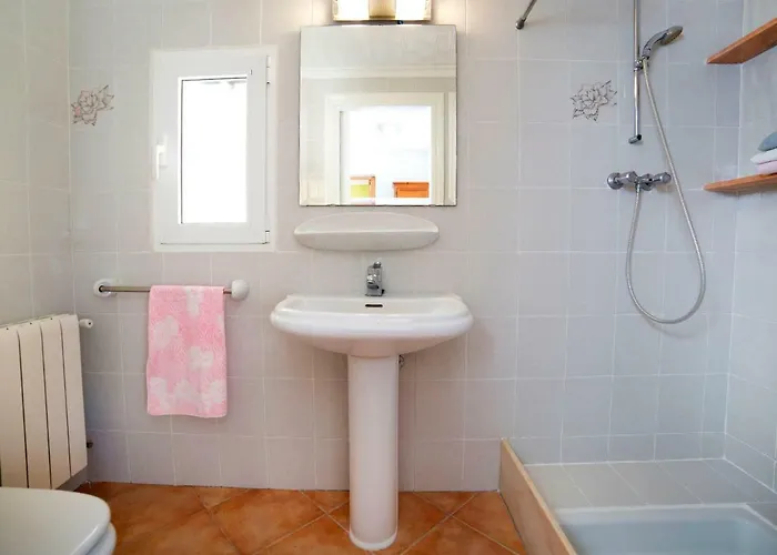 Amber By Interhome Calpe